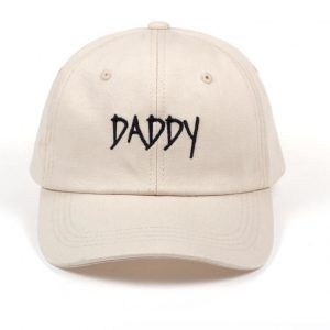 pánska šiltovka s nápisom